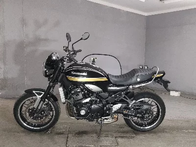 Kawasaki Z900RS
