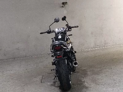 Kawasaki Z900RS