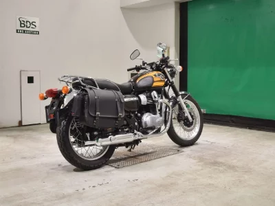 Kawasaki W800