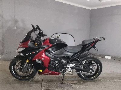 Suzuki GSX-S1000F