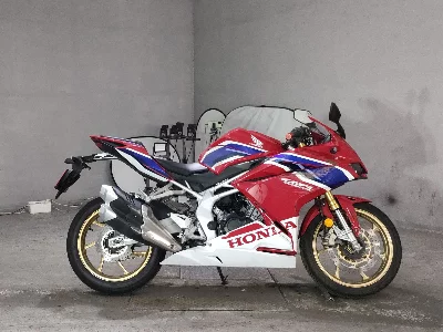 Honda CBR250RR
