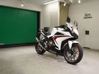 Honda CBR400R-2