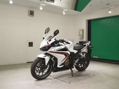 Honda CBR400R-2