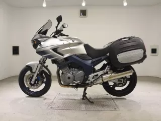 Yamaha TDM900A