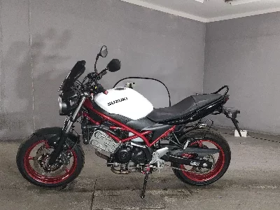 Suzuki SV650