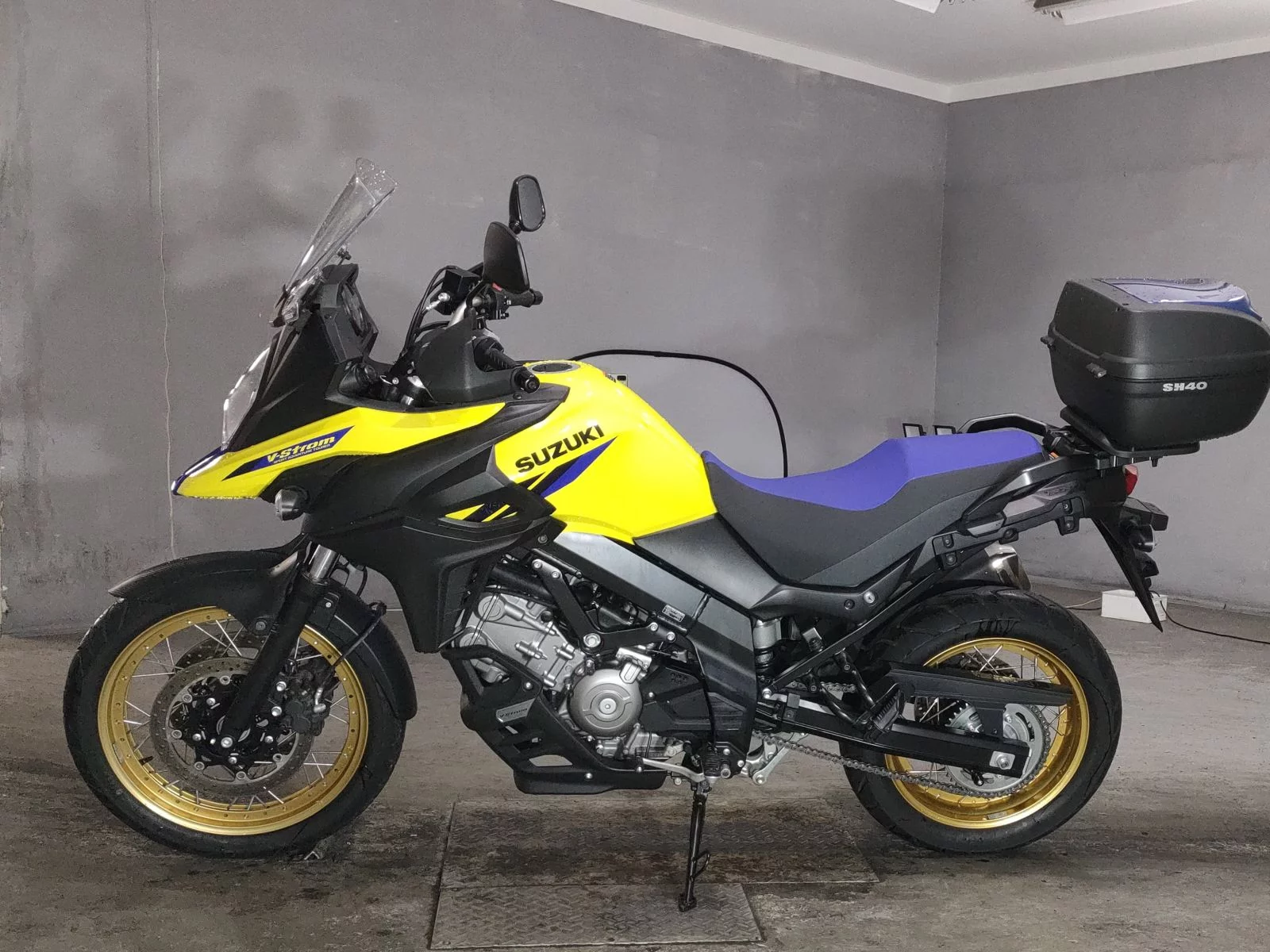 Suzuki V STROM 650XT  с аукциона в Японии