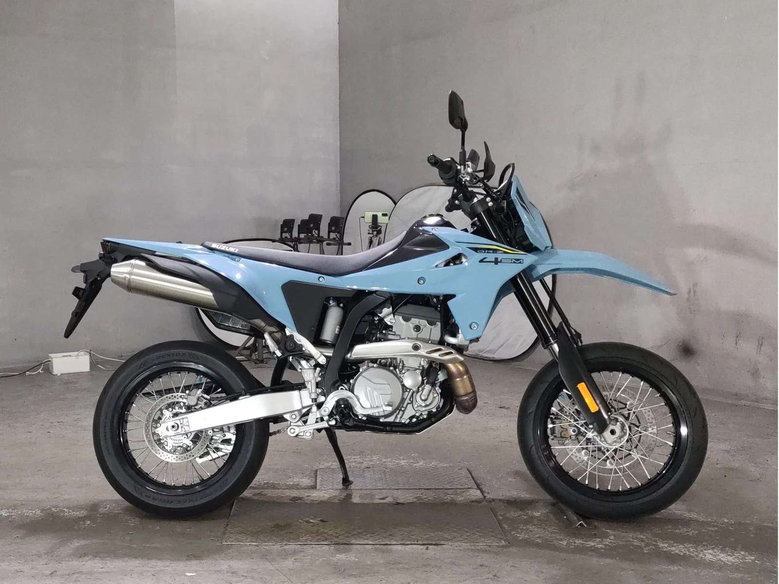 Suzuki DR-Z4SM  с аукциона в Японии