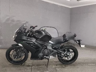 Kawasaki NINJA400