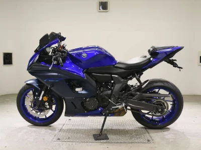 Yamaha YZF-R7-2
