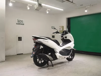 Honda PCX125-3