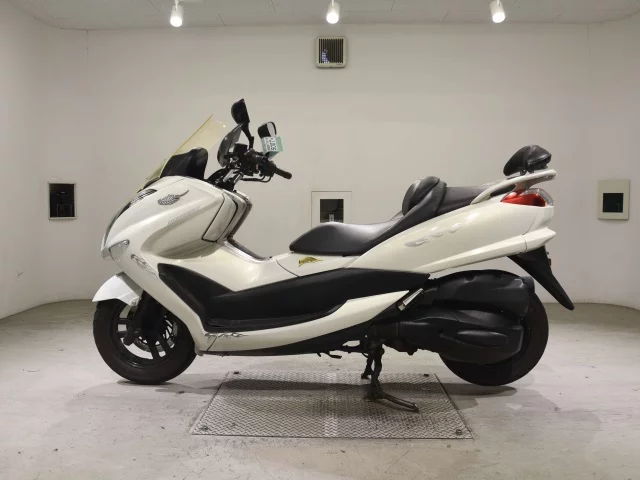 Yamaha MAJESTY 250-4  с аукциона в Японии