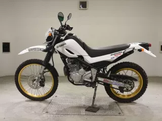 Yamaha SEROW 250-2