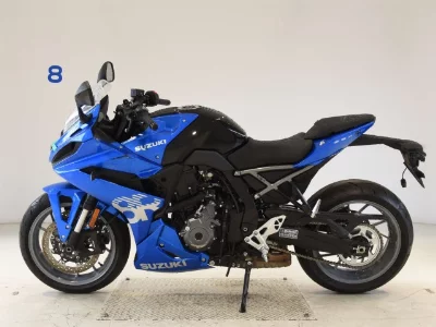 Suzuki GSX-8R