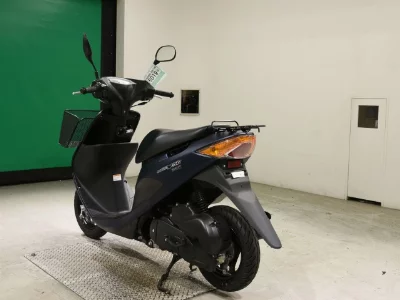 Suzuki ADDRESS V50-3