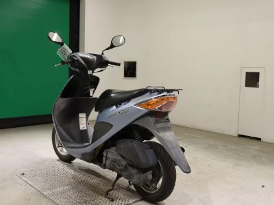 Suzuki ADDRESS V50