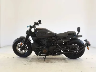 Мотоцикл из Японии Harley-Davidson HARLEY RH1250S