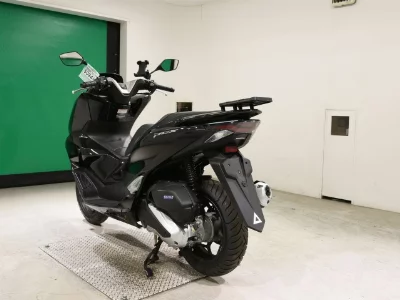 Honda PCX125-4