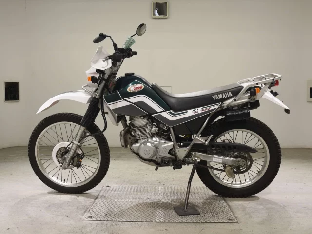 Yamaha SEROW 225-3  с аукциона в Японии
