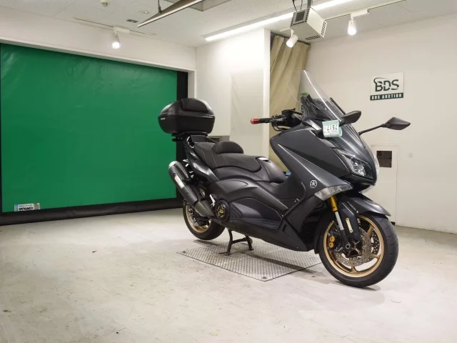 Yamaha T-MAX530-2  с аукциона в Японии