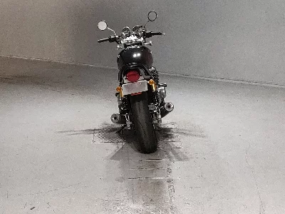Kawasaki ZEPHYR750