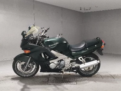 Kawasaki ZZR400