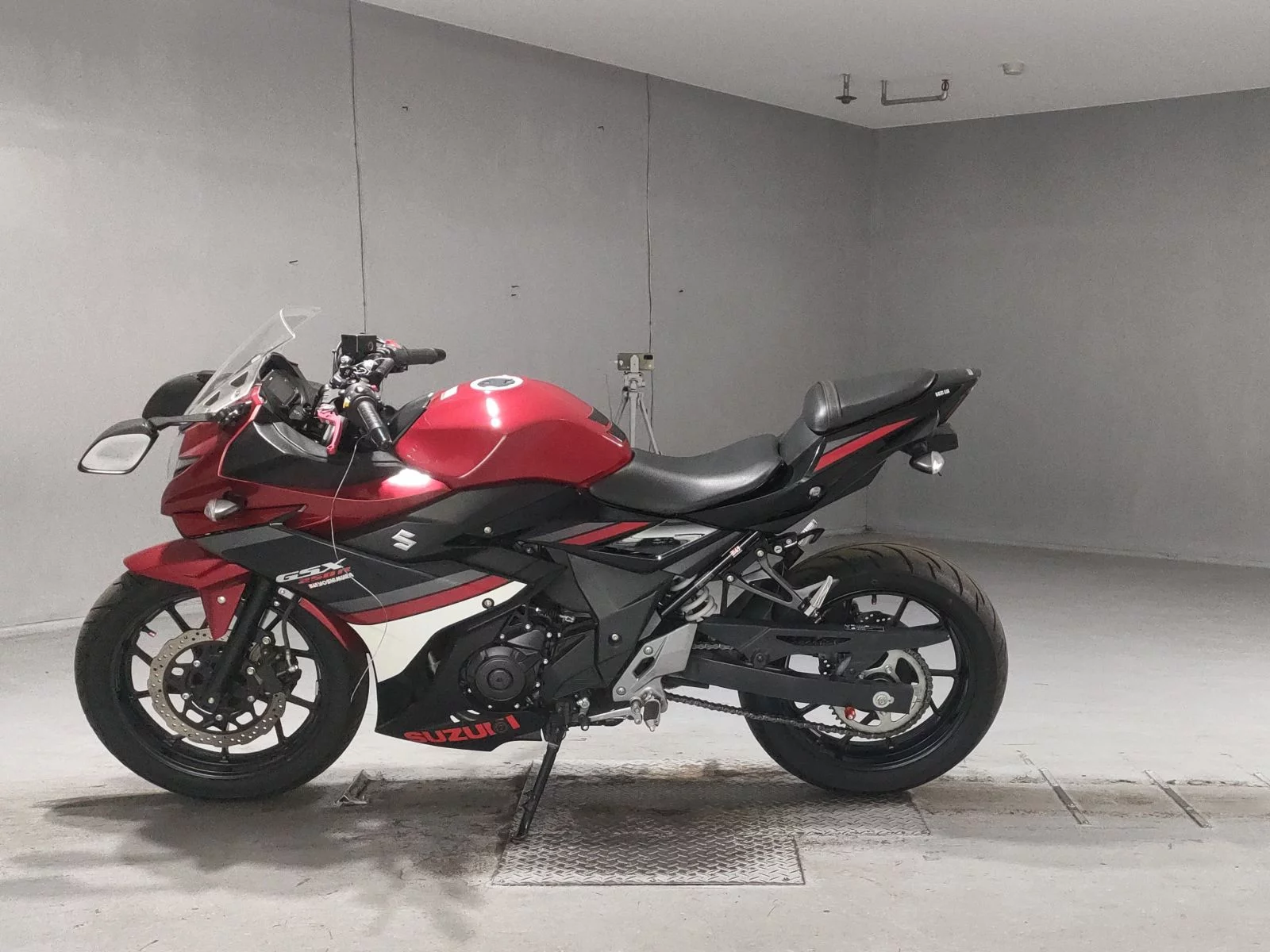 Suzuki GSX250R  с аукциона в Японии