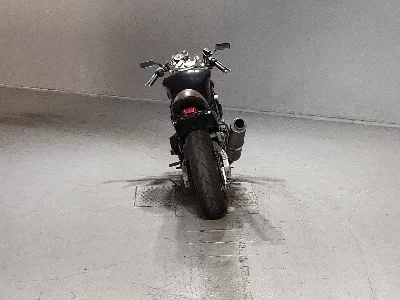 Yamaha FZ400