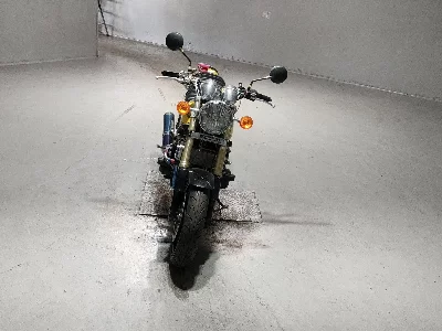 Kawasaki ZEPHYR400