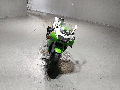 Kawasaki ZXR400