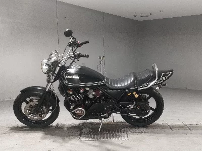 Kawasaki ZEPHYR400