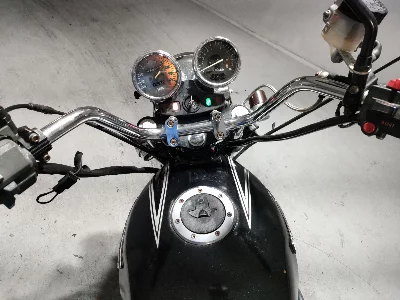 Kawasaki ZEPHYR400