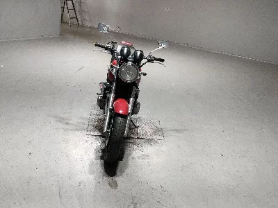 Kawasaki ZEPHYR400