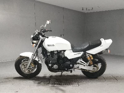 Yamaha XJR1200