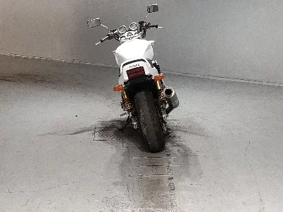Yamaha XJR1200