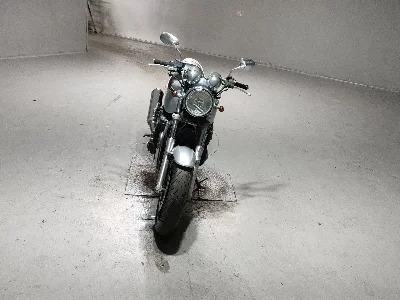 Suzuki INAZUMA 400