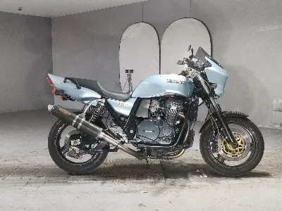 Kawasaki ZRX1100