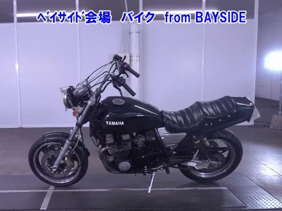 Yamaha XJR400