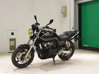 Honda CB400SFV-1