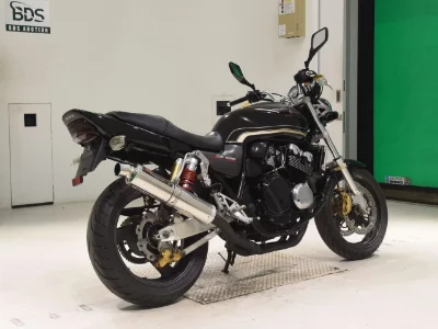 Honda CB400SFV-1