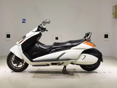 Suzuki GEMMA250