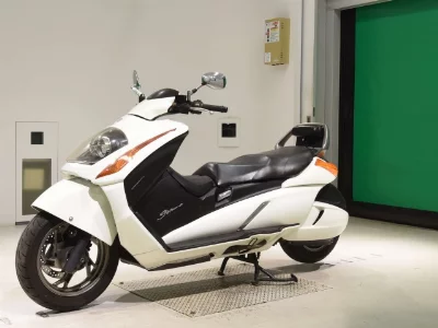 Suzuki GEMMA250