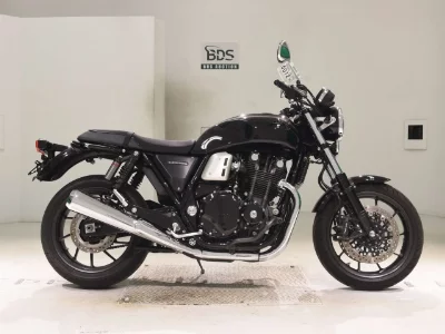 Honda CB1100RS