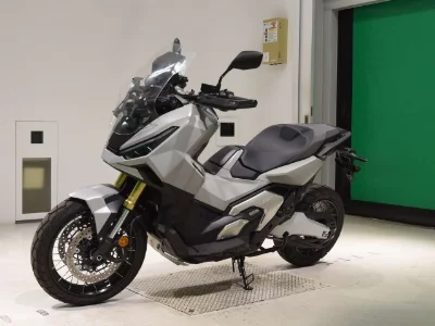 Honda X-ADV750-2
