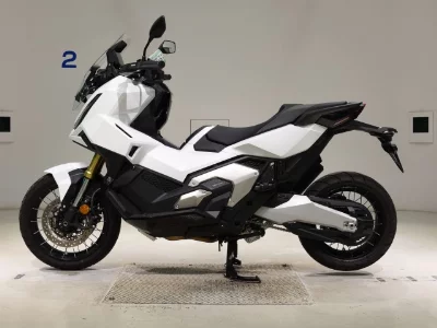 Honda X-ADV750-2