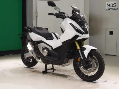 Honda X-ADV750-2