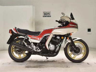 Honda CB900F