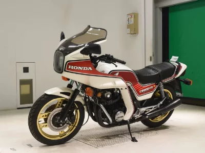 Honda CB900F