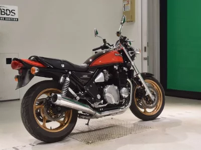 Kawasaki ZEPHYR1100
