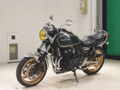 Kawasaki ZRX400