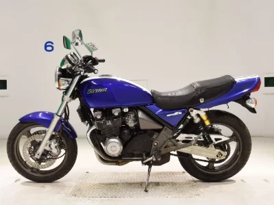 Kawasaki ZEPHYR400K